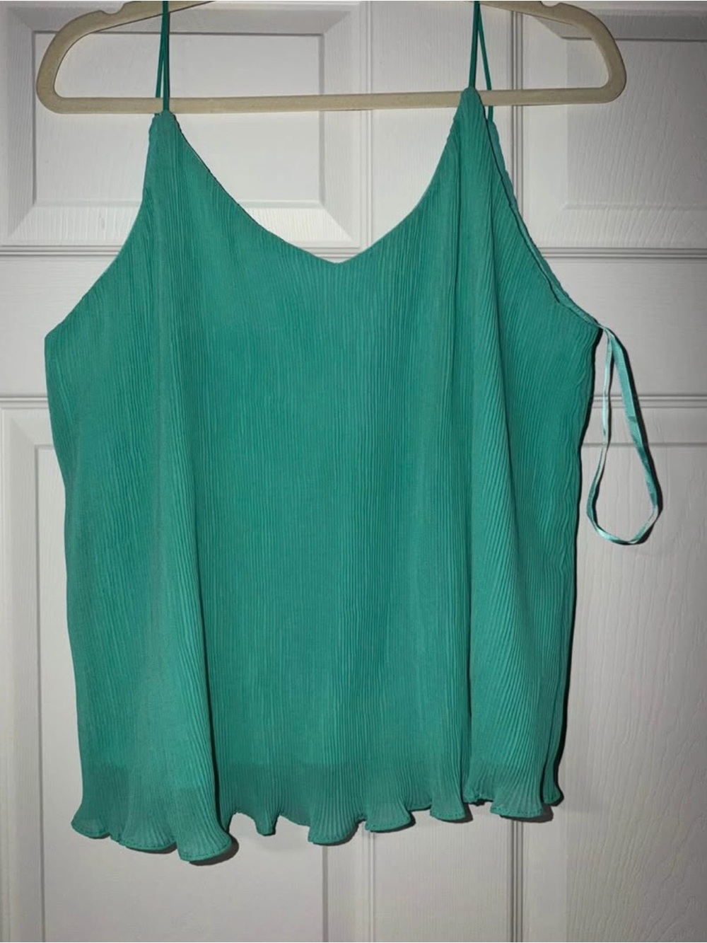 NWT large she+sky Sleeveless Pleated V-Neck Cami Top in Teal